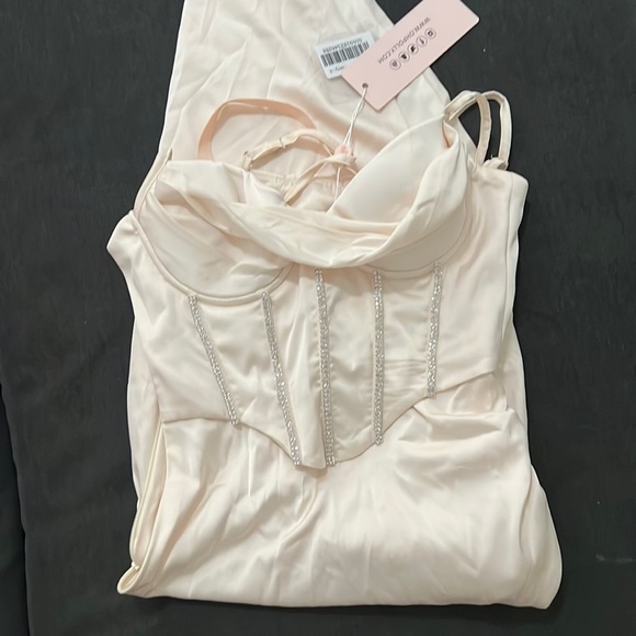 OH POLLY CORSET IVORY DRESS UK4 - Picture 1 of 3